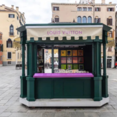 Biennale di Venezia 2022: Louis Vuitton restaura e apre le antiche edicole della laguna!